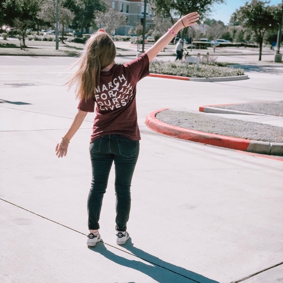 Meet your Posher, Kimberly - Picture 1 of 1